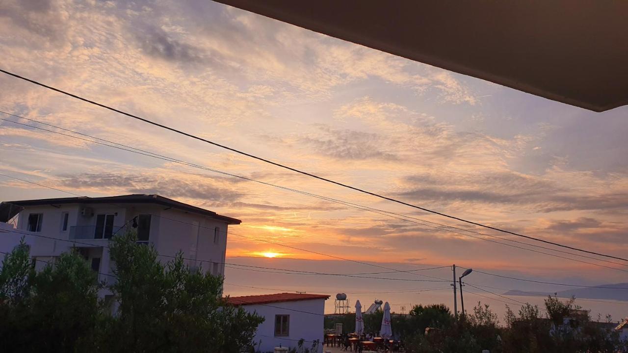Mihal Suites Sarandë Eksteriør billede