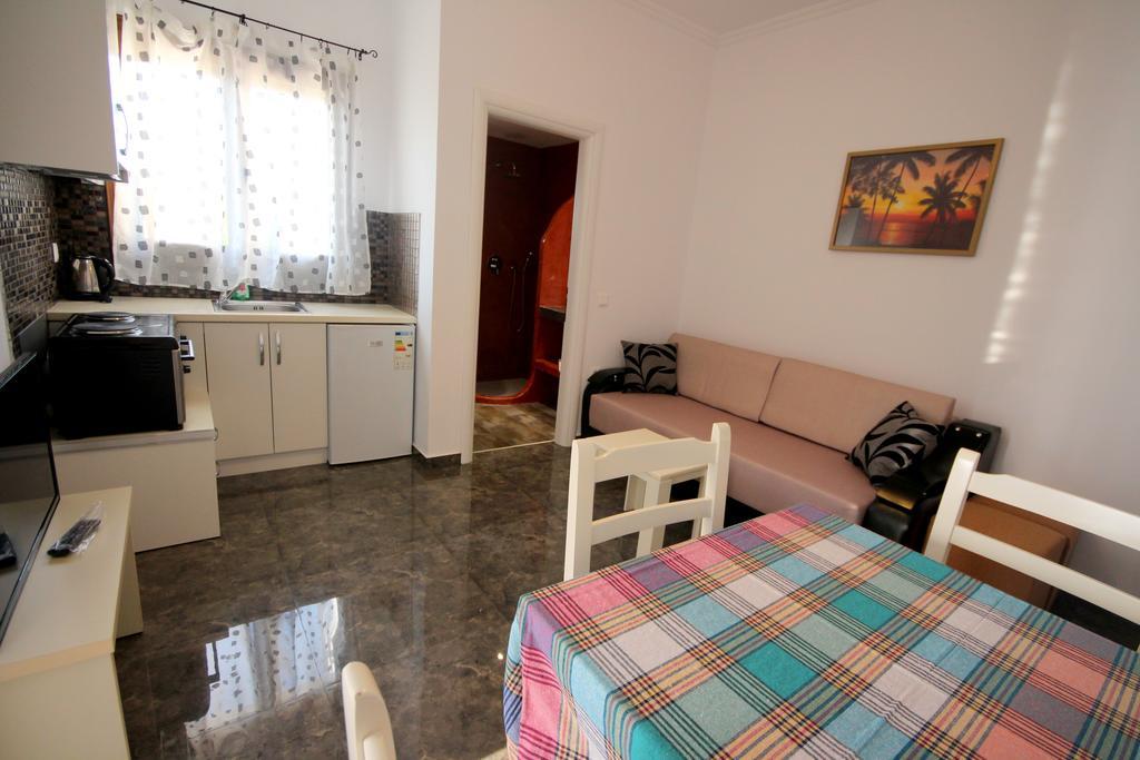 Mihal Suites Sarandë Eksteriør billede